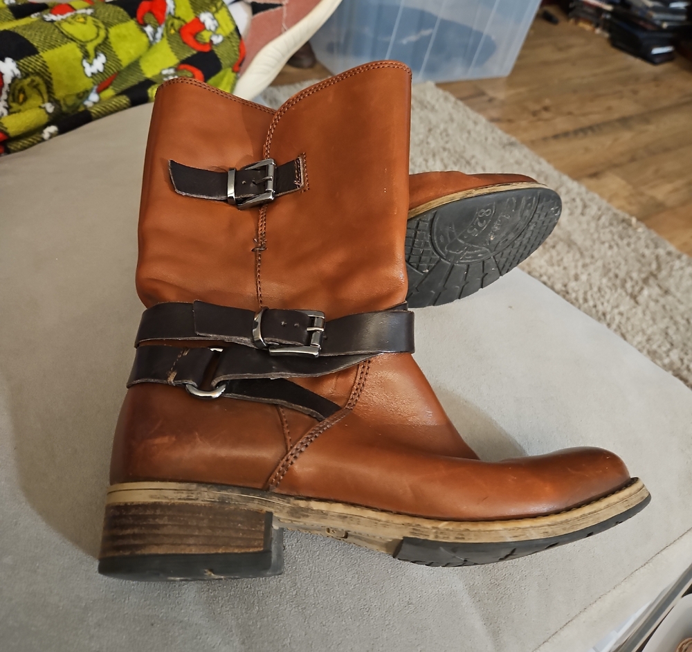 Clarks Tan Leather Heeled Boots with Buckle